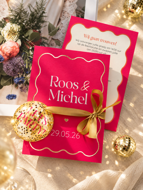 Trouwkaart met disco vibes en felle kleuren | Studio Sproet