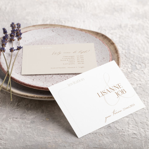 Trouwkaart enkel op luxe papier met minimalistisch design | Studio Sproet