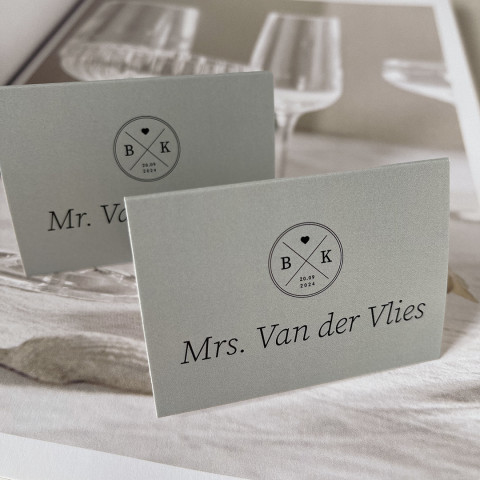 Naamkaartjes gevouwen bruiloft | Studio Sproet