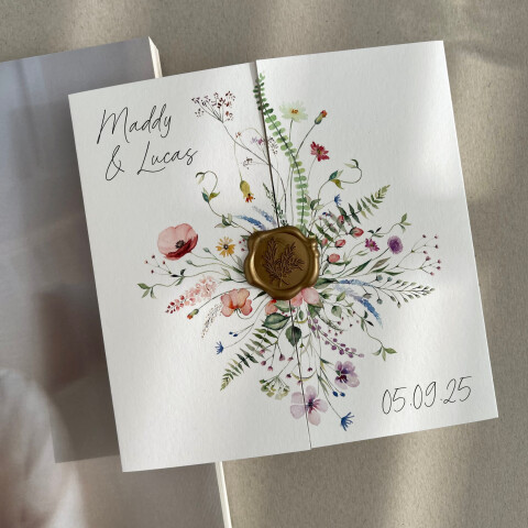 Trouwkaart luikvouw met bloemen en waxzegel | Studio Sproet