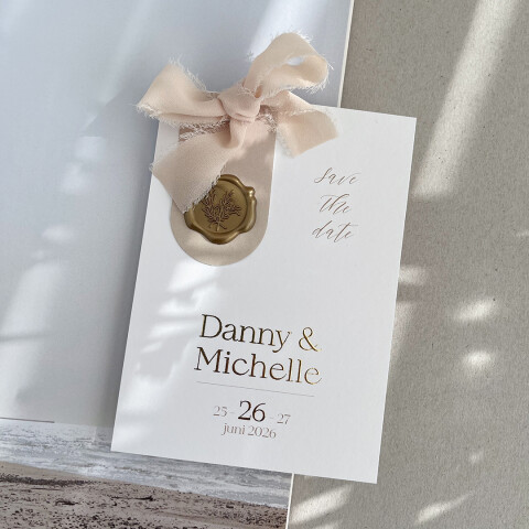 Save the date met waxzegel | Studio Sproet